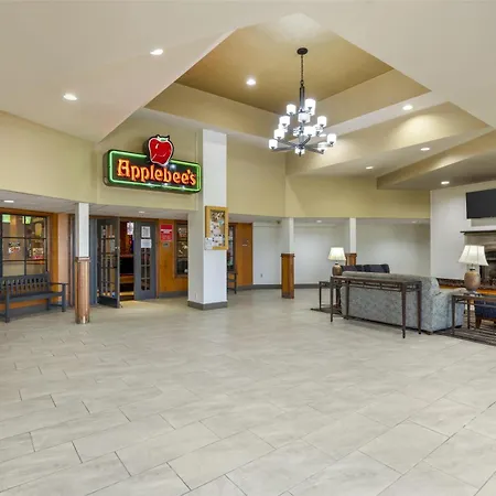 Best Western Plus York Hotel And Conference Center-3