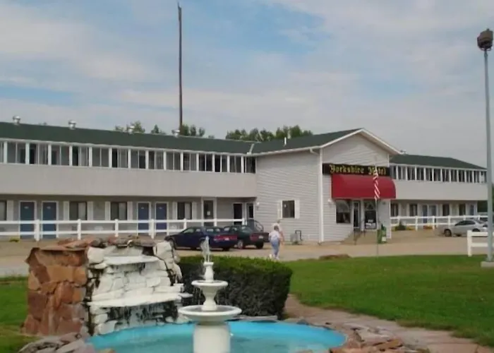 Cheap hotel: Yorkshire Motel